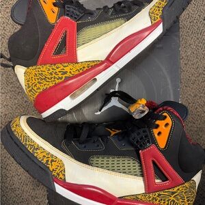 Jordan Spizike Kings County-  Sneakers in Black, Red, and Yellow